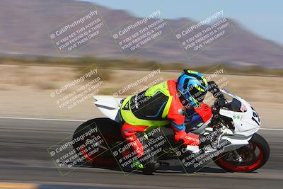 media/Jan-18-2024-Racers Edge (Thu) [[008952c709]]/B Group/Session 2 (Turn 15 Inside)/